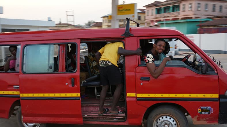 Show and Shame: Drivers, 'trotro mates' defying 15% reduction in transport fares directive