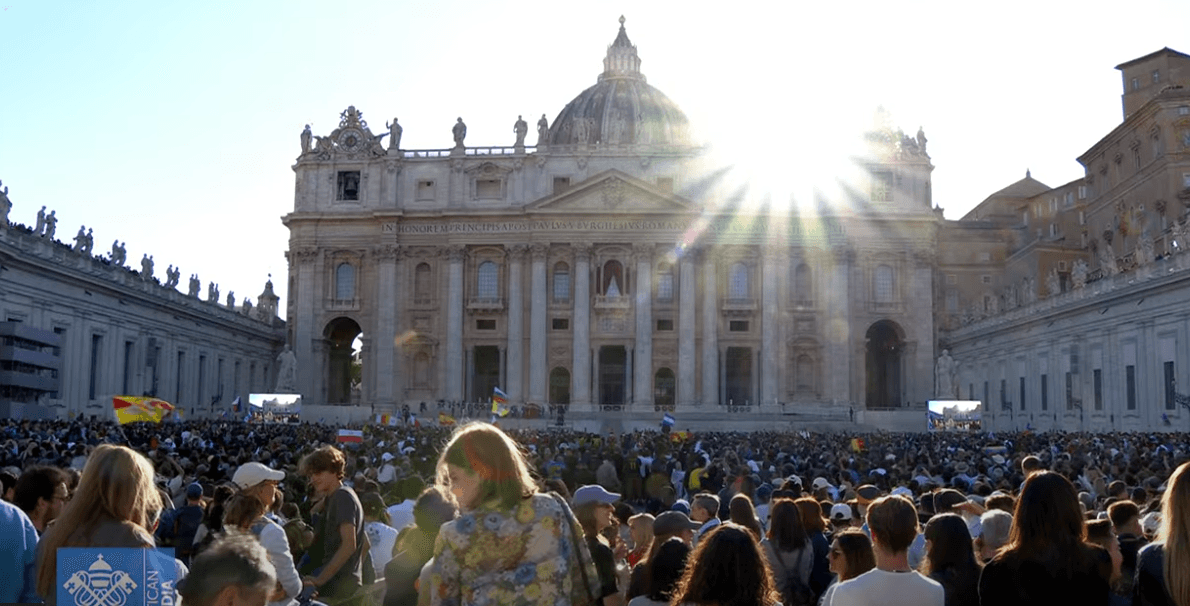 LIVE: World awaits new Pope